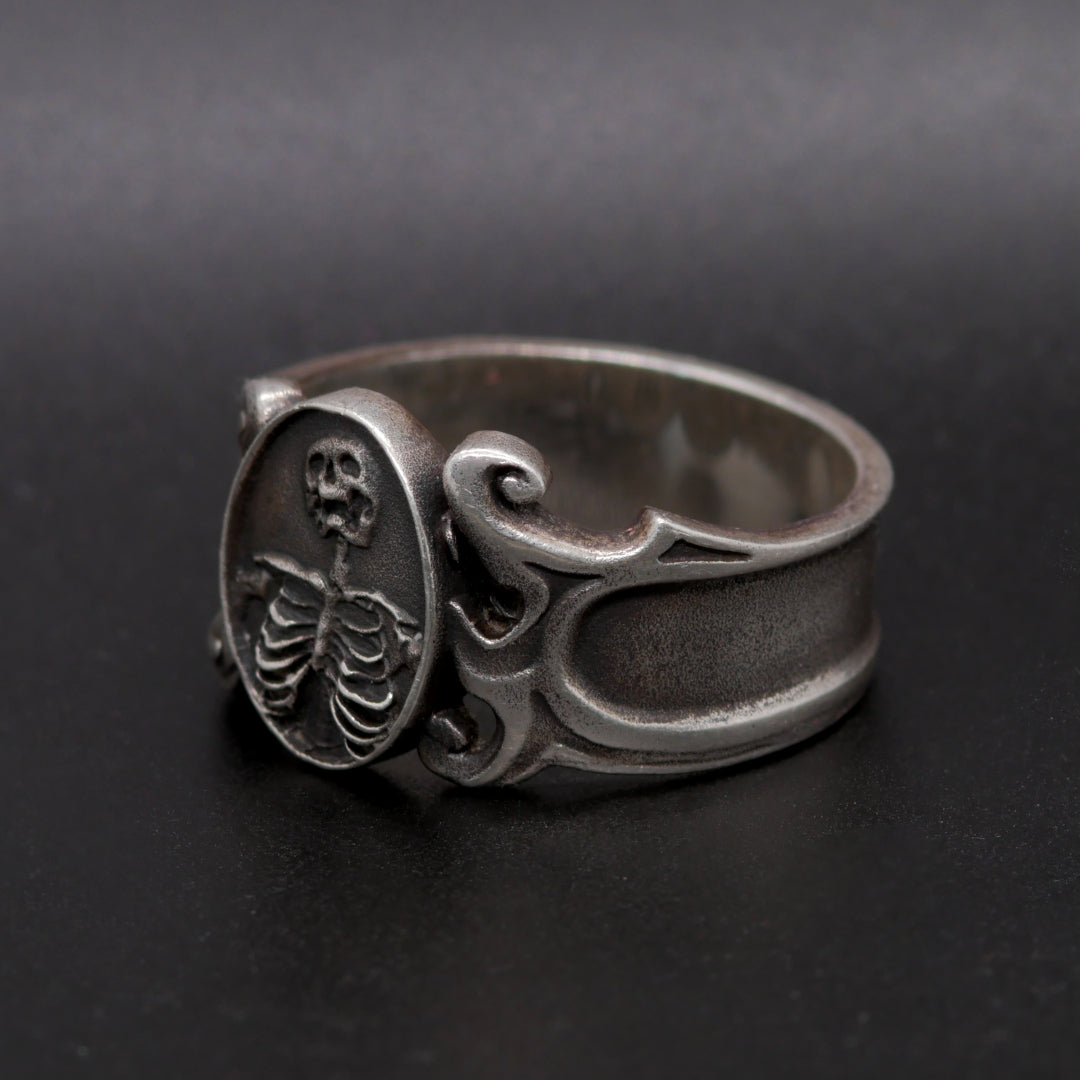 Memento Mori Rings