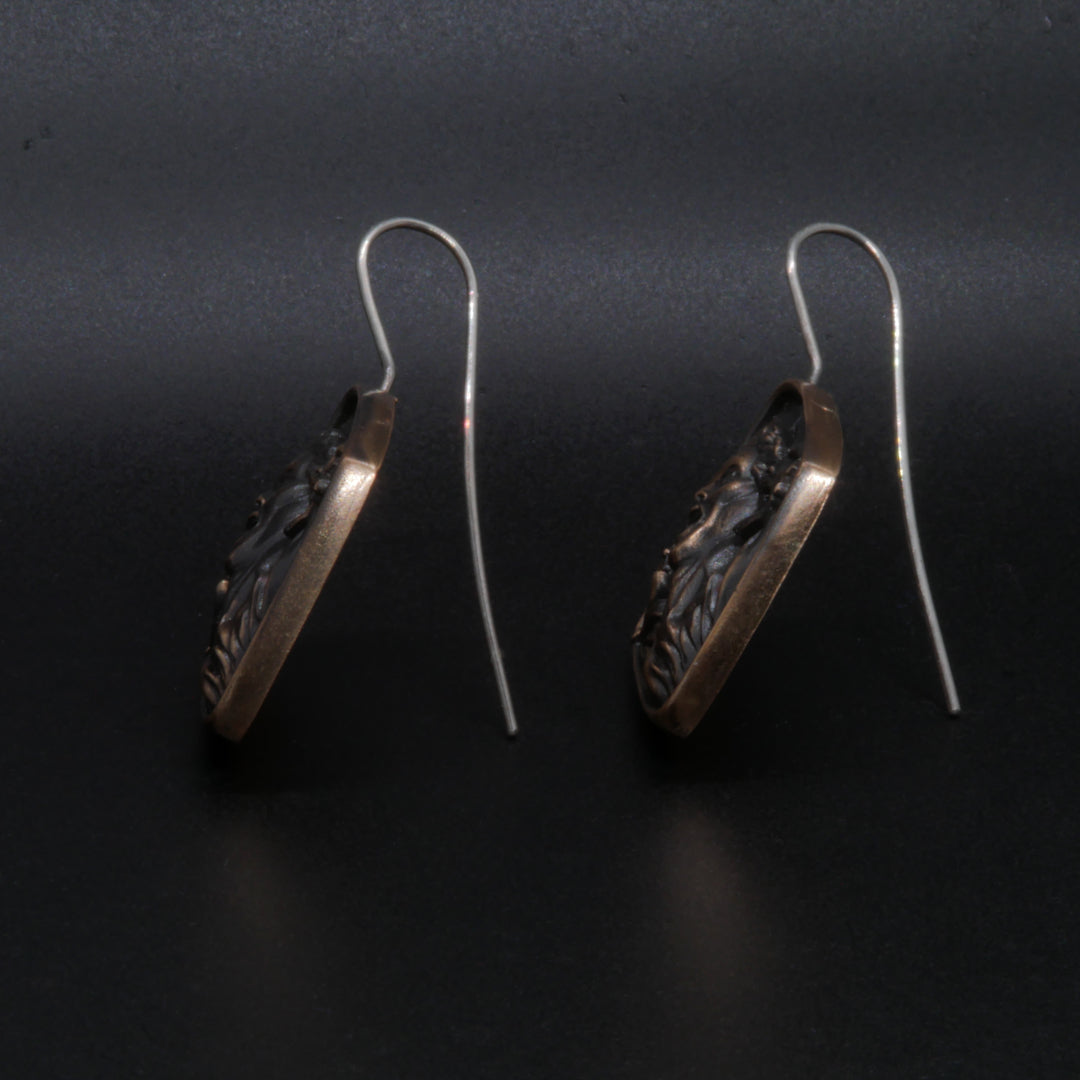 The Damned Earring pronssi.